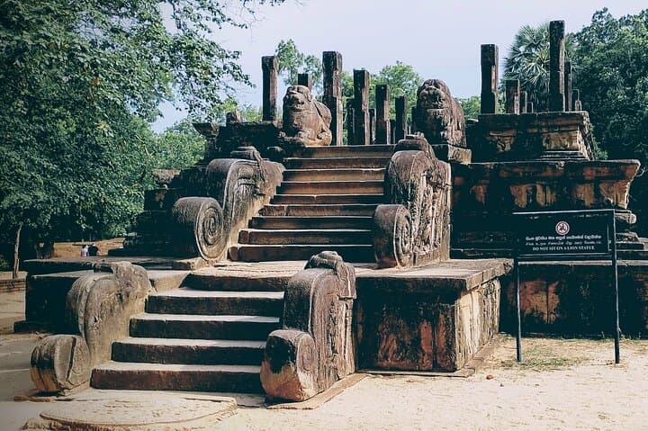Polonnaruwa Ancient City Guided Tour: Tickets, Highlights & Practical Tips photo 2