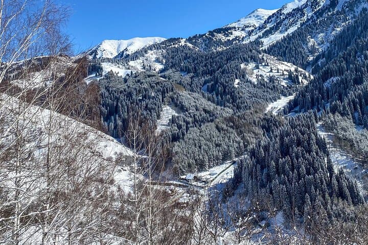 Full-Day Ski at Oi-Qaragai: Almaty Pickup and Guided Resort Experience photo 3