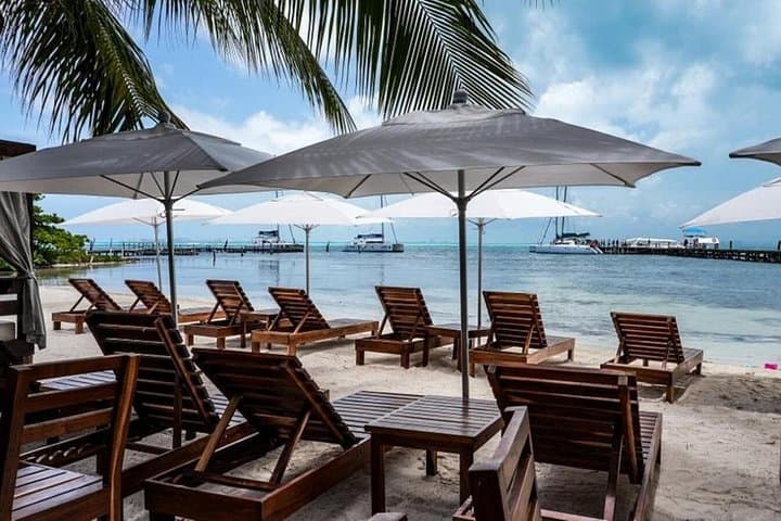 Isla Mujeres Catamaran Cruise and Beach Club — Day Trip from Riviera Maya photo 2