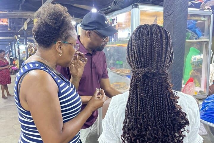 Osu Night Market Tour: A Private Evening Walk Through Accra’s Oxford Street photo 3