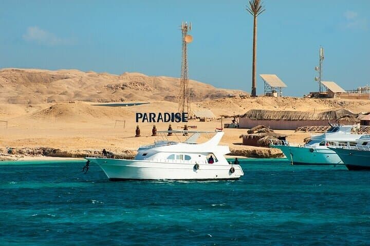 Paradise Island Snorkel & Beach Day Cruise from Hurghada