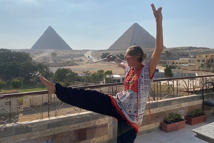 Sunrise Tai Chi in Luxor: Riverside, Desert & Rooftop Classes photo 3
