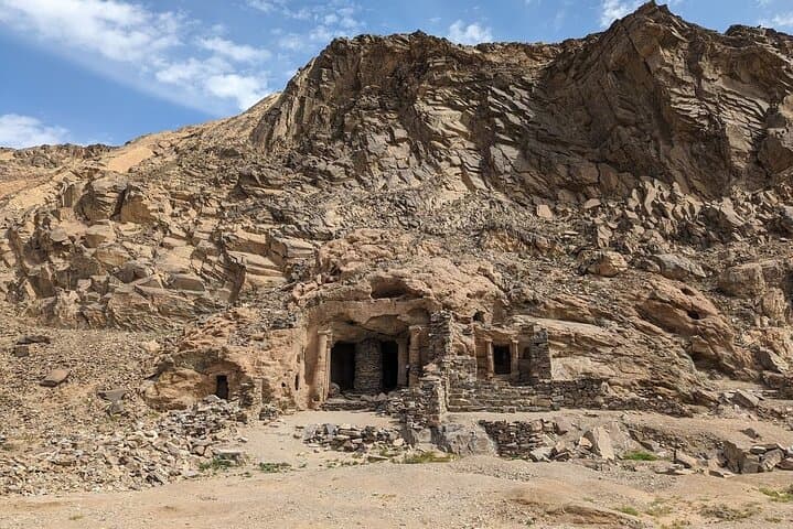 Full-Day Guided Hike to Wadi El Gemal National Park & Sikait Ruins photo 3