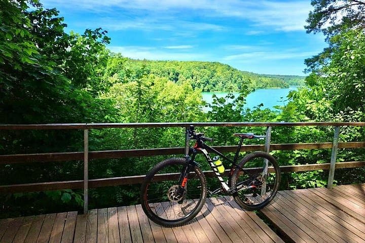 Vilnius to Verkiai Regional Park: Self-Guided 36 km Cycling Route to the Green Lakes