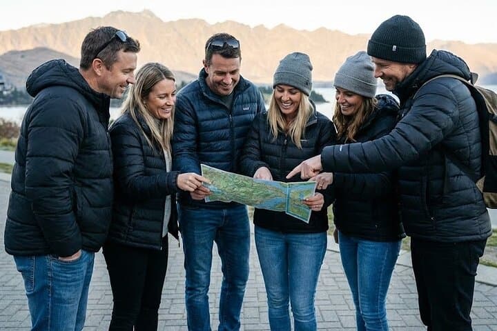 Queenstown Scavenger Hunt—Take The Leap Self‑Guided Photo Adventure