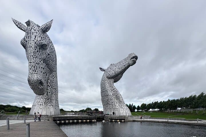 Private Stirling Castle, Kelpies & Wallace Monument Tour photo 5