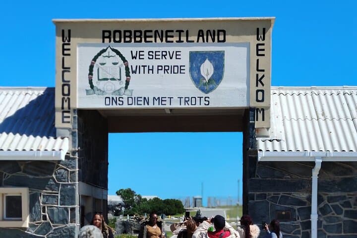 Robben Island Half-Day Ferry Tour from V&A Waterfront — Visit Mandela’s Cell