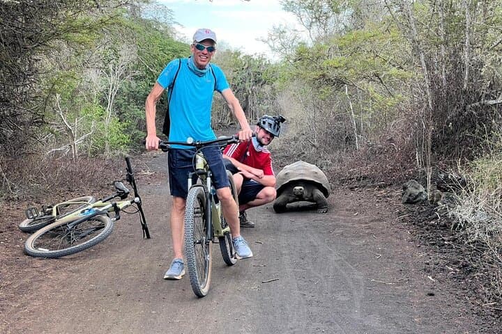 10-Day Galapagos Island-Hopping Expedition: Snorkel Kicker Rock & Hike Sierra Negra photo 3