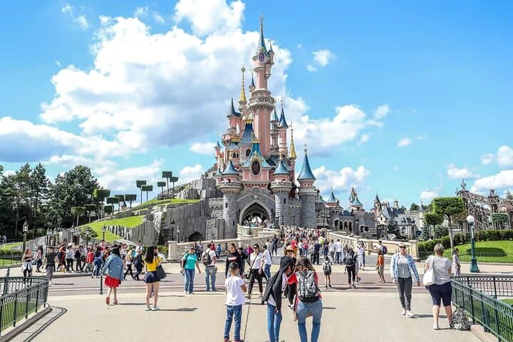 Skip the Lines: Disneyland Paris Priority Access with Private Hotel Pickup photo 2