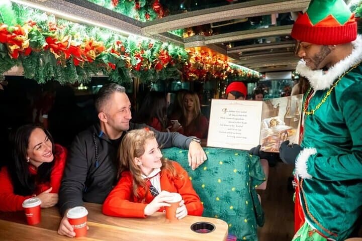 North Pole Express: Highland Park Christmas Lights Tour in Dallas photo 4