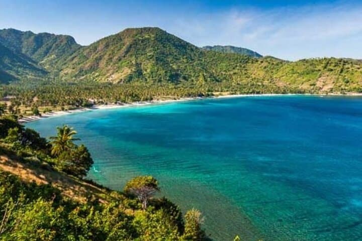 Lombok 2-Day Culture, Beaches & Gili Snorkeling Tour photo 3