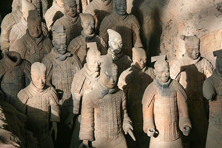 4-Day Xi'an Tour: Terracotta Army, Mt. Huashan & Ancient City Highlights photo 1
