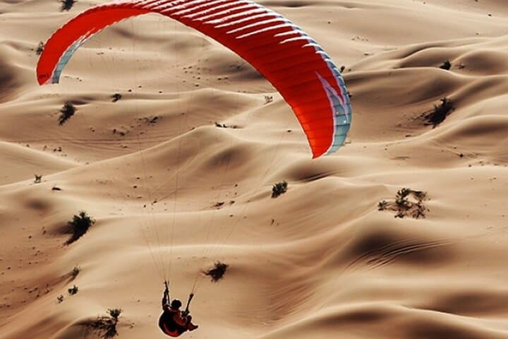 Dubai Tandem Paragliding: 15-Minute Flight with Hotel Transfers photo 6