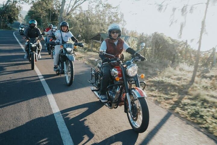 Bali Moto Tour: Rice Terraces, Hidden Temples & Hot Springs from Canggu photo 1