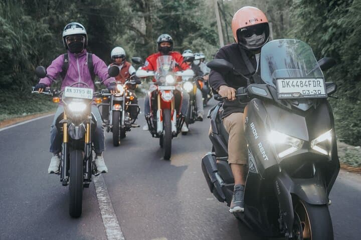 Bali Moto Tour: Rice Terraces, Hidden Temples & Hot Springs from Canggu photo 3