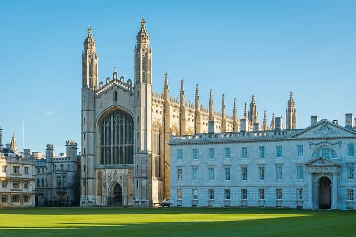 Glide the Cam: Private Day Trip to Cambridge with Classic Punting photo 6