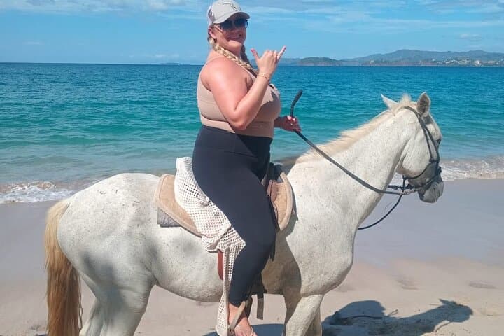 Playa Flamingo Horseback Riding: 90-Minute Beach & Trail Guided Tour
