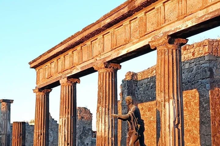 Pompeii and Mount Vesuvius Day Tour from Naples with Light Lunch photo 3
