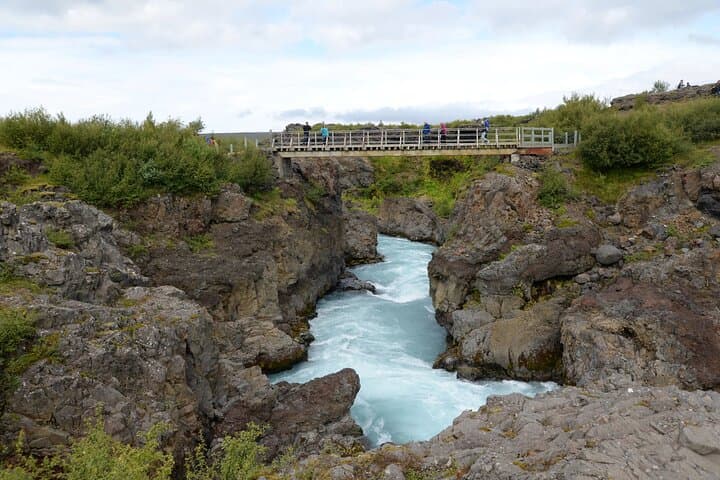 Iceland Silver Circle Adventure — Deildartunguhver, Hraunfossar & Húsafell Day Tour