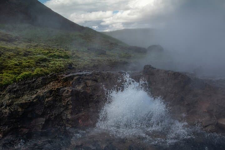 Iceland Silver Circle Adventure — Deildartunguhver, Hraunfossar & Húsafell Day Tour photo 4