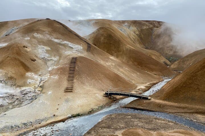 Kerlingarfjöll Day Hike: Geothermal Trails and Highland Baths from Reykjavik