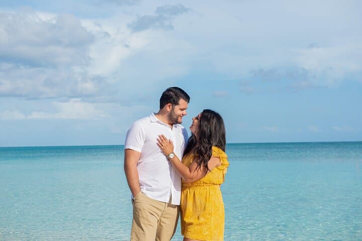 Romantic Nassau Scenic Drive: Queen’s Staircase, Graycliff & Love Beach