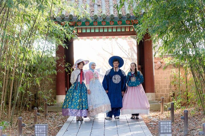 Jeonju Hanok Village & Maisan Tapsa Day Tour from Seoul — Hanbok, Bibimbap & Stone Pagodas