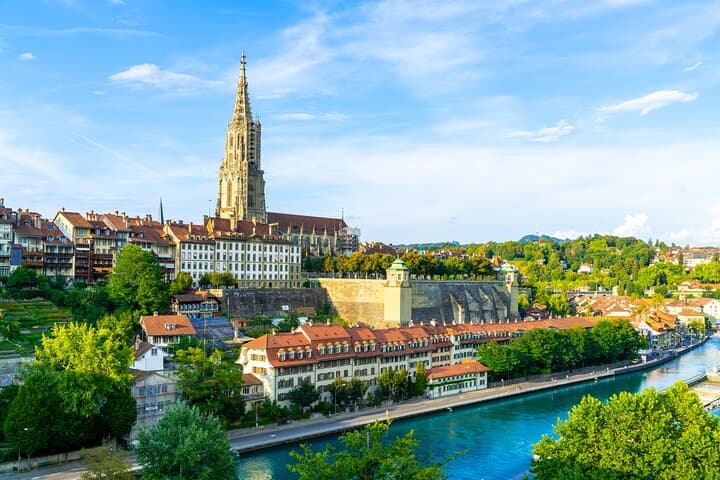 Private Lucerne Day Trip: Bern, Thun & Schloss Oberhofen photo 4