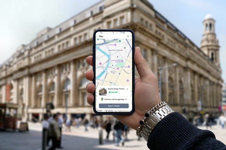 Self-Guided Manchester Walking Tour with Audio Audio Guide — Town Hall to Chetham's Library