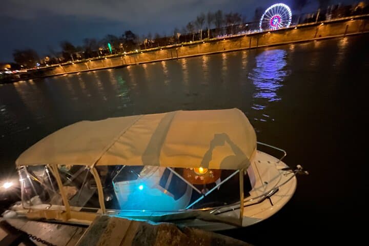 Private Seine River Cruise from Musée d'Orsay — 90-Minute Paris Highlights photo 2
