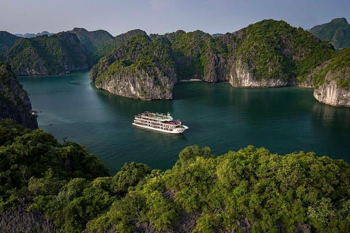 Dora Cruise: 3-Day Luxury Halong & Lan Ha Bay Cruise with Private Balcony Cabins photo 2