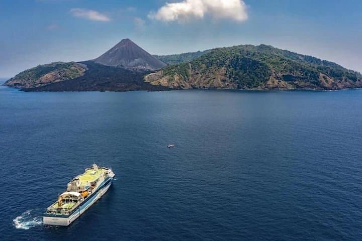 2-Day Barren Island Volcano Cruise from Port Blair — Overnight Volcano Expedition photo 3