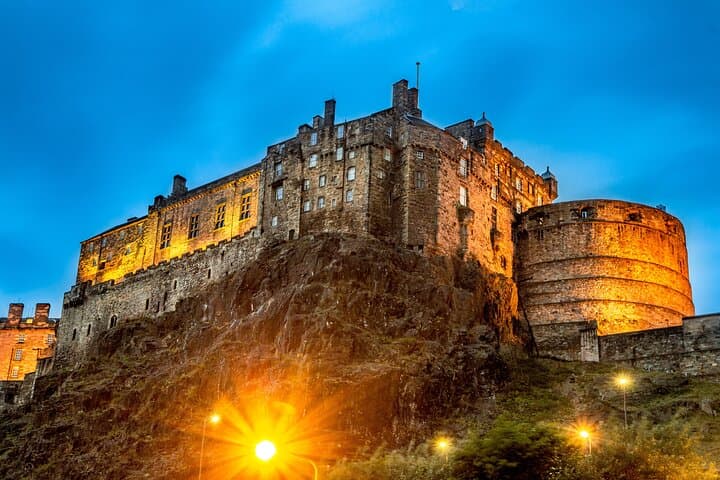 Panoramic Edinburgh Tour: Shore Excursion to Castle, Holyrood & Arthur's Seat photo 6