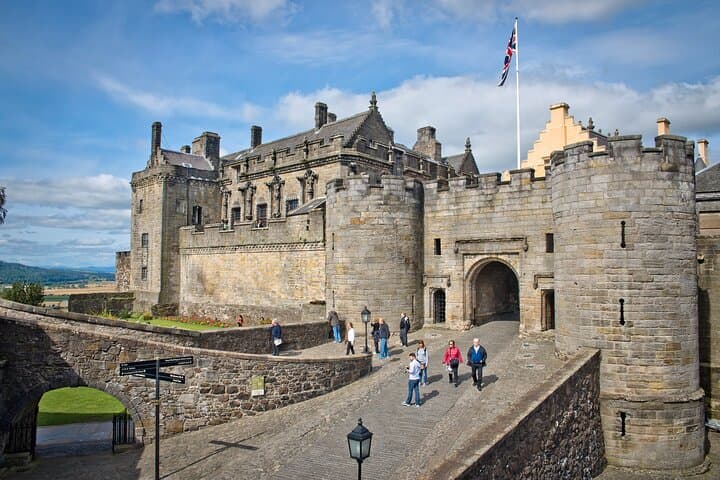 Full-Day Private Tour: Stirling Castle, Wallace Monument & Bannockburn from Edinburgh photo 2