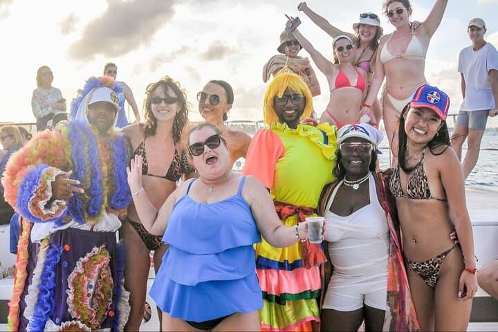 Punta Cana Party Boat Snorkel Cruise with Open Bar and Sandbar Stops photo 3