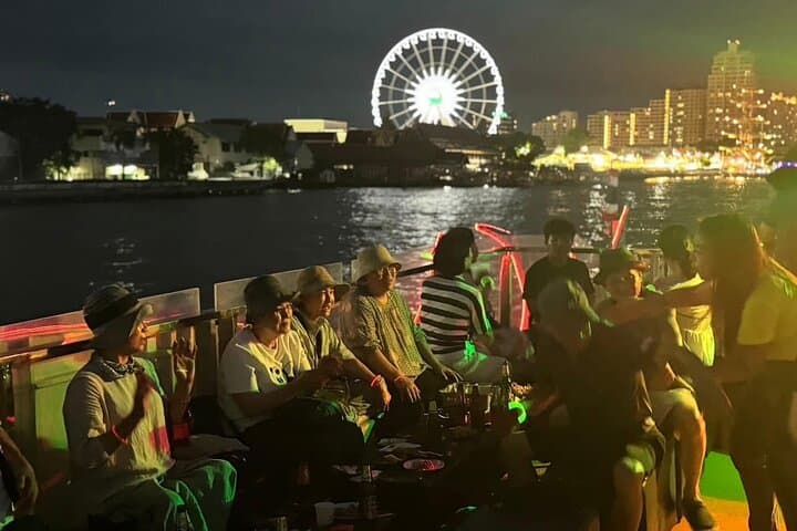 Bangkok After-Dark: Yodsiam Chao Phraya Nightlife Party Cruise photo 4