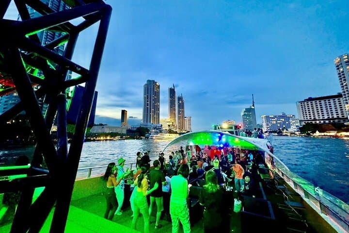Bangkok After-Dark: Yodsiam Chao Phraya Nightlife Party Cruise photo 3