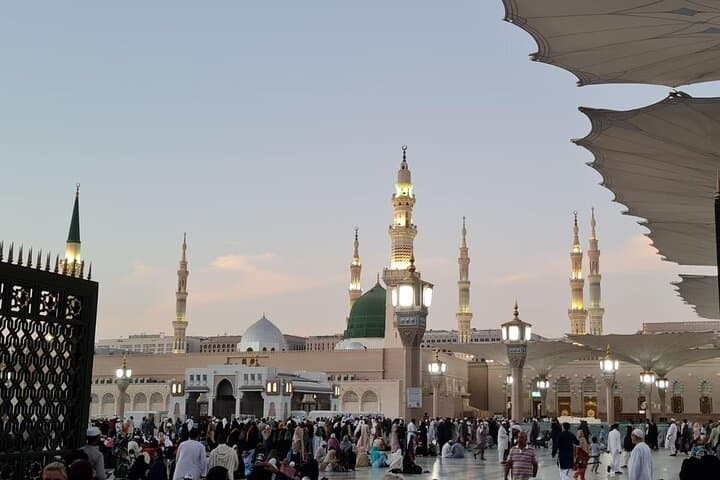Ziarah Tour from Madinah: Half-Day Spiritual Sites & History photo 1