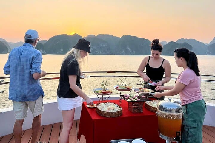 Lan Ha Bay Sunset Cruise from Cat Ba — Luxury Boat, Kayaking & Jacuzzi photo 5