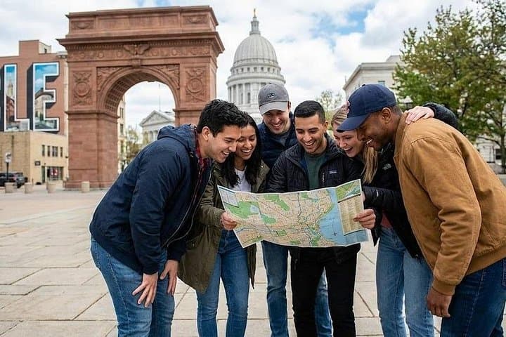 Cleveland Wade Park Cultural Scavenger Hunt — App-Led Art Adventure