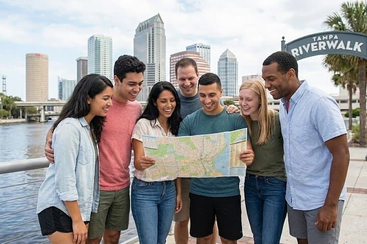 Tampa Scavenger Hunt: Riverwalk Blue Bay & Green Spaces Walking Game