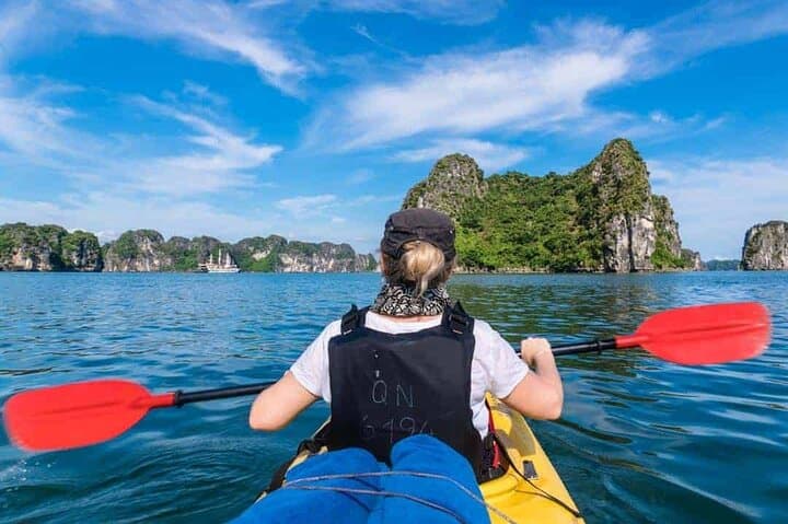 Off-Beat Bai Tu Long Bay: 2-Day Overnight Cruise through Quiet Karst Islands photo 6