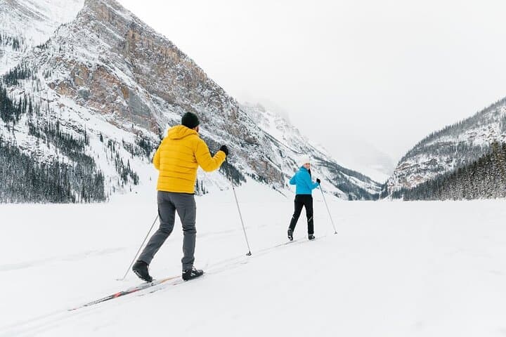 Banff Winter Circuit: Peyto Lake, Lake Minnewanka & Lake Louise Skiing