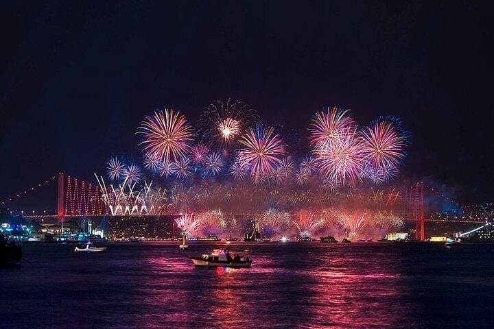 New Year’s Eve Bosphorus Dinner Cruise — Luxury Gala with Live Turkish Shows