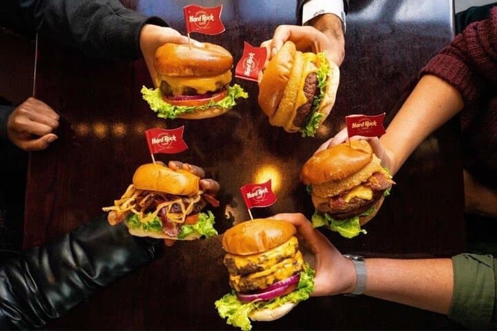 Hard Rock Cafe Las Vegas: Classic Smashed Burgers & Rock ’n’ Roll Dining on the Strip photo 6