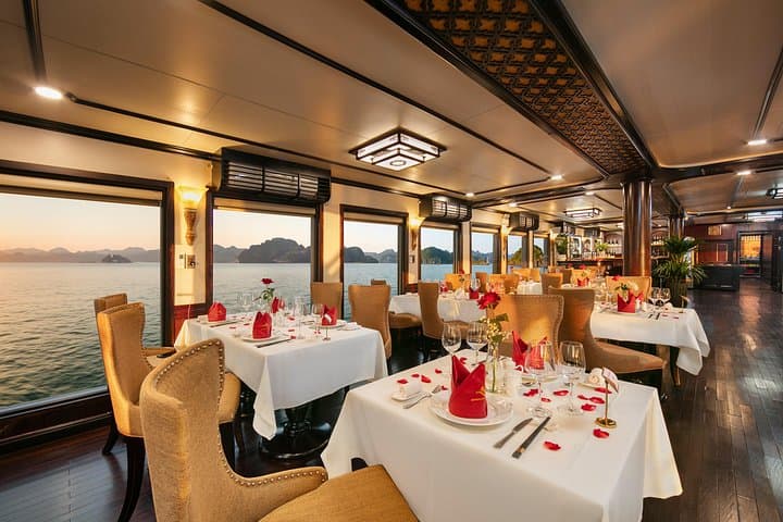 3-Day Deluxe Halong Bay Cruise: Kayaking, Caves & Lan Ha Bay photo 2