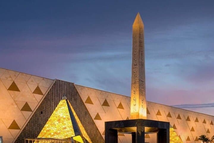 Grand Egyptian Museum and Giza Pyramids Private Tour with Sphinx