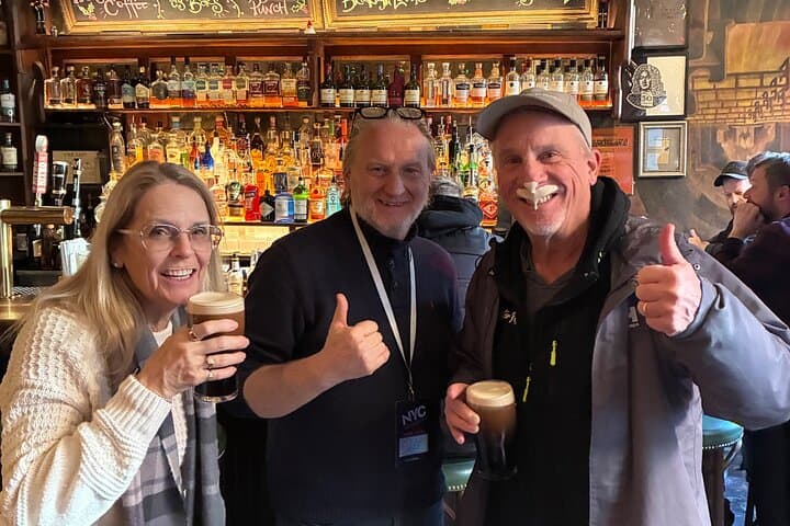 Irish Pub Crawl with a NYC Musician: Historic Pubs, Stories & a Welcome Pint