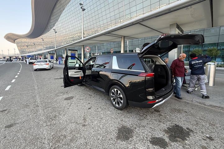 Dubai Airport Transfers — Private Arrival, Departure & Round-Trip Service photo 2