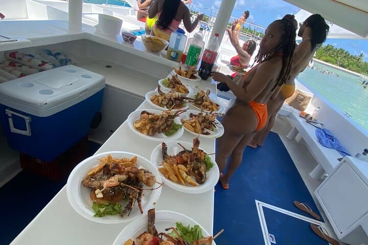 Private Catamaran Party and Snorkel Adventure in Puerto Plata photo 5